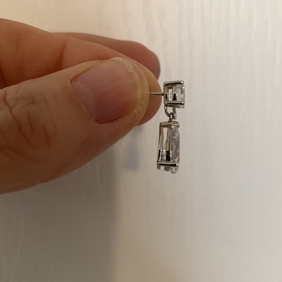 NWT Crislu sterling silver and crystal drop earrings - Picture 3 of 5
